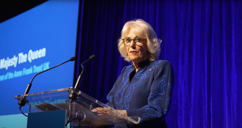 Королева Камилла дала прозвища придворным после участия в детективе